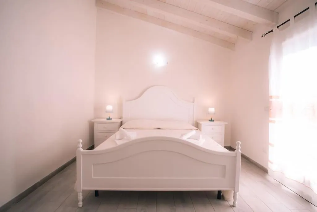 Dom wakacyjny Luxury New Villa In Lacaletta 1 Min From The Beach La Caletta