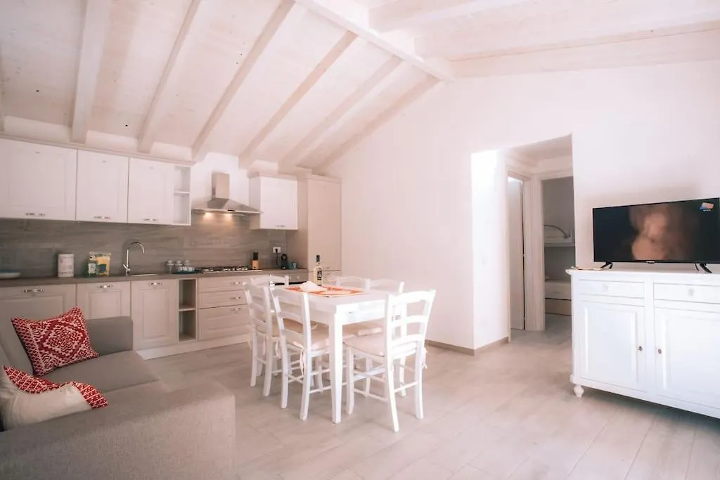 Luxury New Villa In Lacaletta 1 Min From The Beach La Caletta Włochy